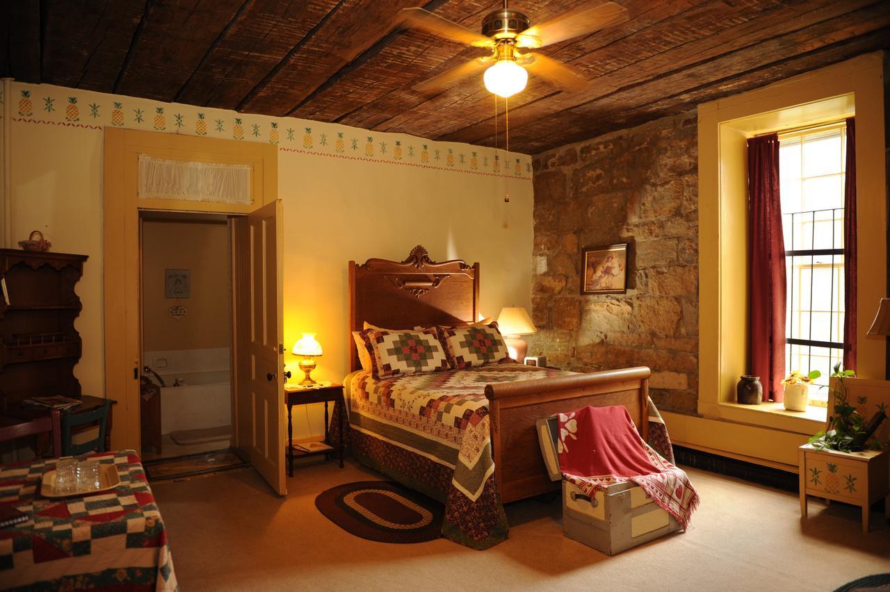 Jailer'S Inn Bardstown Kültér fotó