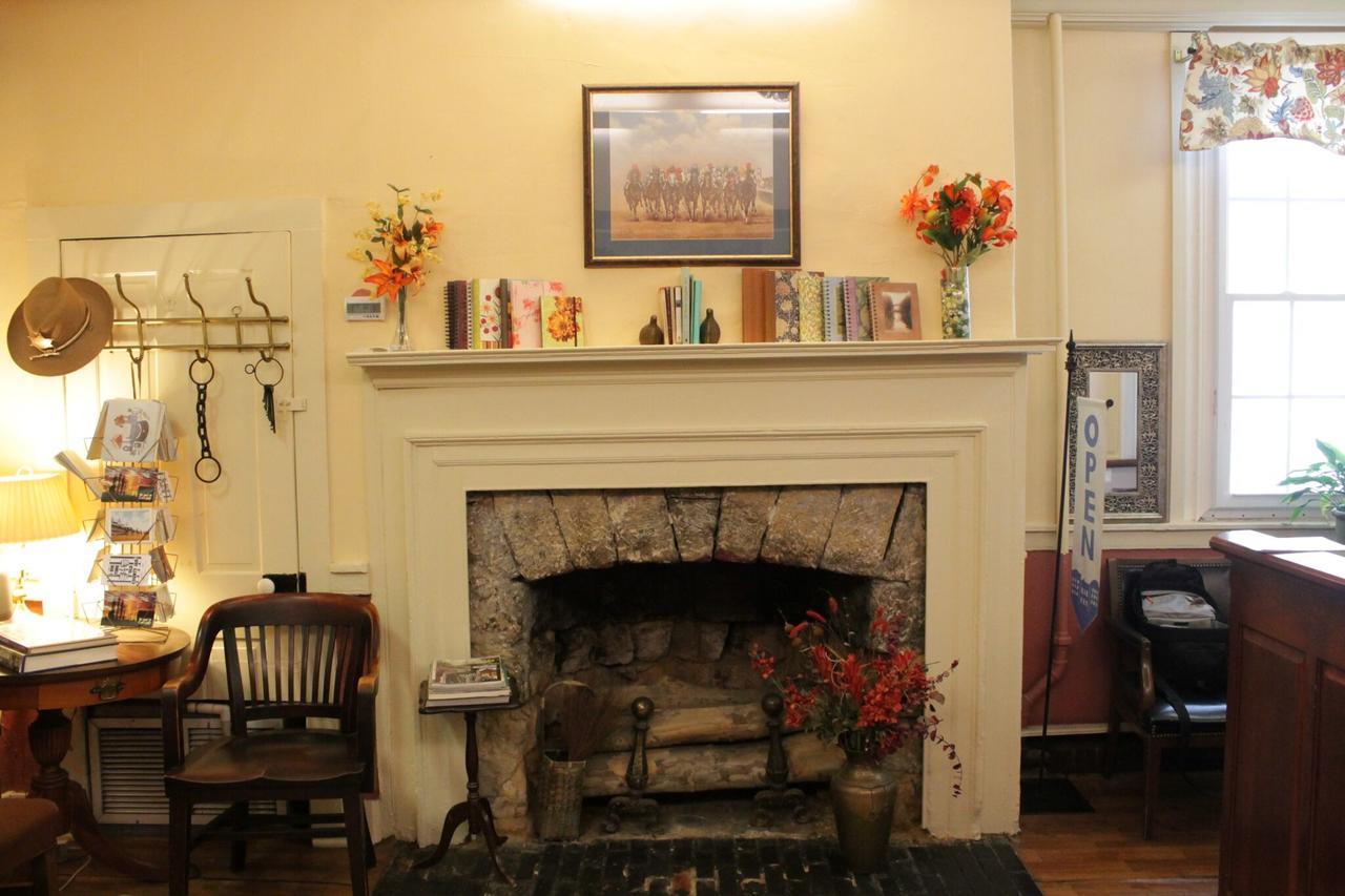 Jailer'S Inn Bardstown Kültér fotó